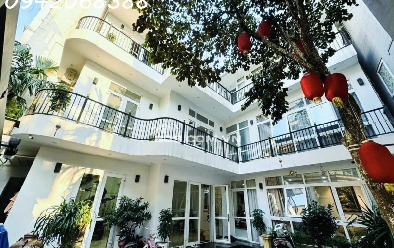 bán BT Vũ Miện Yên Phụ, Tây Hồ, biệt thự sân vườn,165m MT 11m oto kinh doanh an sinh đnhr, đảo ngọc